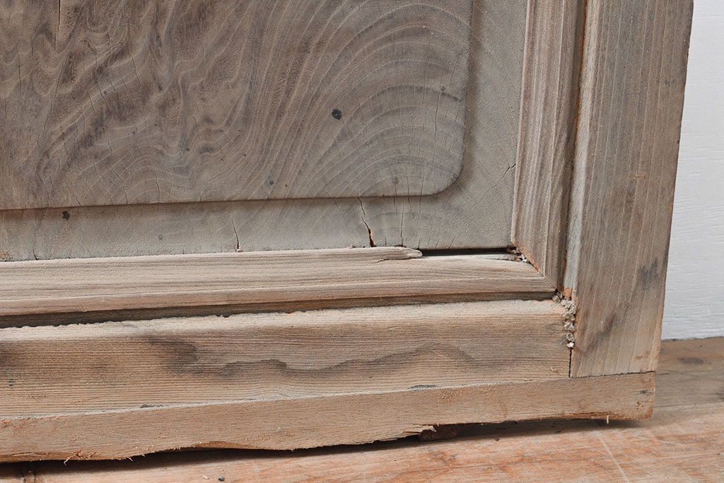 アンティーク建具　総ケヤキ材　長い時を経た風合いが味わい深いガラス戸1枚(引き戸、建具)(R-053122)