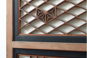 アンティーク建具　組子細工が雅やかな雰囲気を演出する組子入り扉1枚(ドア、障子戸、格子戸、建具)(R-053123)