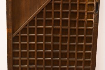 アンティーク建具　凝ったデザインが目を引く引き戸1枚(板戸、格子戸、建具)(R-053126)