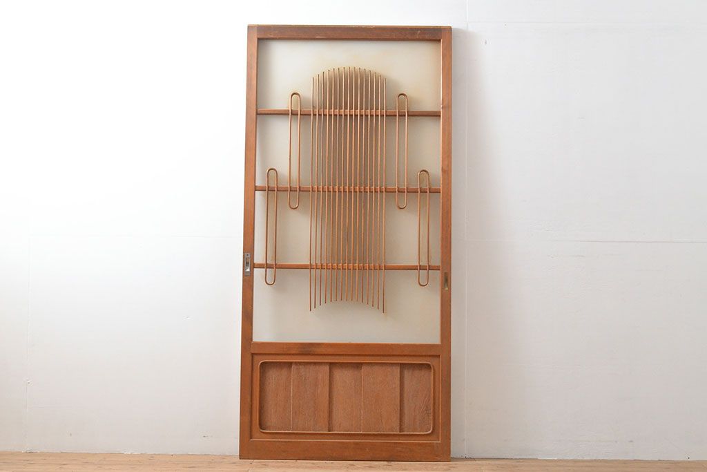 アンティーク建具　一風変わった凝ったつくりが魅力的なガラス戸1枚(引き戸、建具)(R-053127)