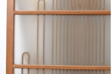アンティーク建具　一風変わった凝ったつくりが魅力的なガラス戸1枚(引き戸、建具)(R-053127)