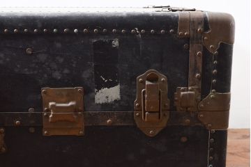 和製アンティーク　レトロな花柄がかわいらしい船トランク(R-053129)