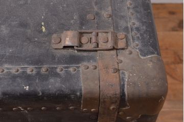 和製アンティーク　レトロな花柄がかわいらしい船トランク(ローテーブル、センターテーブル、収納)(R-053129)