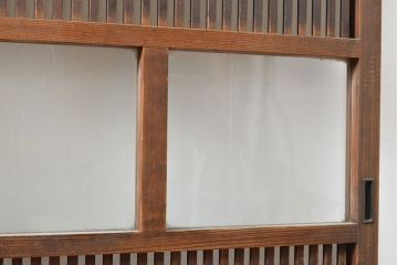 アンティーク建具　昭和初期　経年を感じる木の風合いが味わい深い幅狭格子戸2枚セット(引き戸、帯ガラス戸)(R-053132)