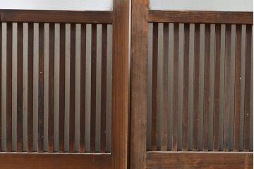 アンティーク建具　昭和初期　経年を感じる木の風合いが味わい深い幅狭格子戸2枚セット(引き戸、帯ガラス戸)(R-053132)
