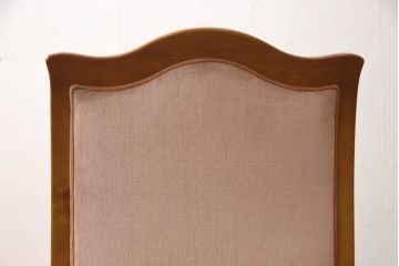 中古　美品　横浜クラシック家具　ダニエル(daniel)　A-543　クラシカルな佇まいが目を引くLDサイドチェア2脚セット(ダイニングチェア、椅子)(定価2脚で約41万円)(R-053137)