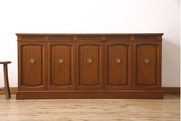 中古　美品　DREXEL HERITAGE(ドレクセルヘリテイジ)　Triune(トライユン)　優雅な佇まいが魅力のクリデンザキャビネット(クレデンザ、サイドボード、リビングボード)(定価約66万円)(R-053139)