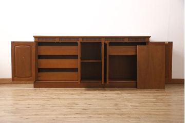 中古　美品　DREXEL HERITAGE(ドレクセルヘリテイジ)　Triune(トライユン)　優雅な佇まいが魅力のクリデンザキャビネット(クレデンザ、サイドボード、リビングボード)(定価約66万円)(R-053139)