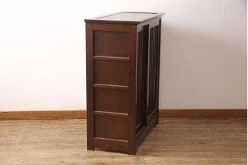 中古　松本民芸家具　落ち着いた佇まいが魅力的なC型下駄箱(収納棚)(定価約23万5千円)(R-053141)
