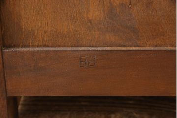 中古　松本民芸家具　落ち着いた佇まいが魅力的なC型下駄箱(収納棚)(定価約23万5千円)(R-053141)