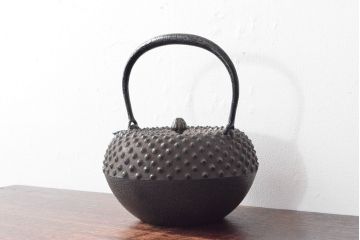 大正〜昭和初期　南部保寿堂　あられ　銀口霰鉄瓶　共箱(茶道具)(R-053148)