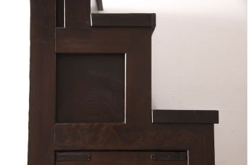 和製アンティーク　ヒノキ材製　多彩な収納が付いた2段重ね階段箪笥(時代箪笥、和タンス)(R-053157)