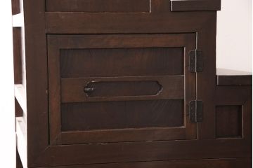 和製アンティーク　ヒノキ材製　多彩な収納が付いた2段重ね階段箪笥(時代箪笥、和タンス)(R-053157)