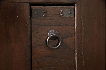 和製アンティーク　ヒノキ材製　多彩な収納が付いた2段重ね階段箪笥(時代箪笥、和タンス)(R-053157)