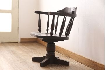 和製ビンテージ　希少　絶版品　北海道民芸家具　細部までこだわりが感じられるデスクチェア(椅子、板座チェア、ヴィンテージ)(R-053180)