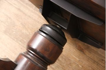 和製ビンテージ　希少　絶版品　北海道民芸家具　細部までこだわりが感じられるデスクチェア(椅子、板座チェア、ヴィンテージ)(R-053180)
