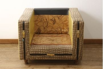 中古　GUCCI(グッチ)　Formitalia(フォルミタリア)　本革　目を惹く存在感で上質な空間づくりを叶えるレザーソファ(一人掛け、アームソファ)(定価約60万円)(R-053187)