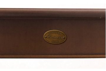 中古　イタリア家具　ス・ミズーラ(SU MISURA)　Brianza(ブリアンツァ)　脚の彫刻が目を惹くクラシカルな佇まいのダイニングテーブル(4人掛け、6人掛け)(R-053189)
