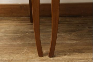 中古　イタリア家具　ス・ミズーラ(SU MISURA)　Brianza(ブリアンツァ)　クラシカルで洗練された佇まいが魅力のダイニングチェア2脚セット(椅子)(R-053191)