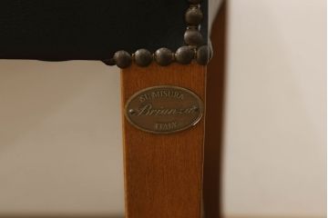 中古　イタリア家具　ス・ミズーラ(SU MISURA)　Brianza(ブリアンツァ)　クラシカルで洗練された佇まいが魅力のダイニングチェア2脚セット(椅子)(R-053191)