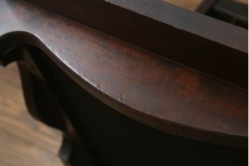 和製ビンテージ　北海道民芸家具　クラシカルな佇まいが美しい3人掛けソファ(三人掛けソファ、3P、ヴィンテージ)(R-053192)