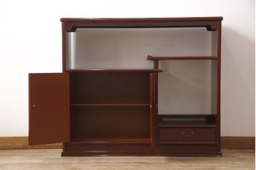 中古　美品　高級品　香川漆器　伝統工芸士 西岡寛治作　総漆塗り　滑らかで品のある漆塗りが美しい飾り棚(定価約70万円)(茶棚、茶箪笥、収納棚)(R-053197)