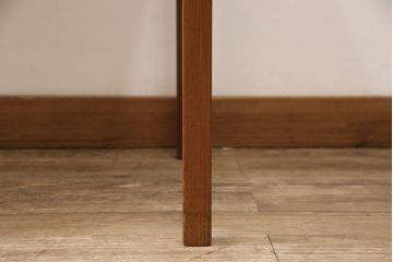 デンマークビンテージ　チーク材　シンプルさの中にも機能美が感じられるデスク(片袖机、在宅ワーク、在宅用ワークデスク、ヴィンテージ)(R-053198)