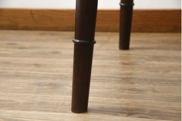 ビンテージ家具　松本民芸家具　洗練された佇まいが上品な棚付きダイニングテーブル(食卓、2人掛け、4人掛け、ヴィンテージ)(R-053213)
