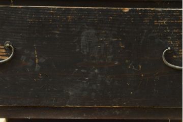 和製アンティーク　歴史を感じさせる佇まいが魅力的な時代箪笥(チェスト、引き出し、和タンス、収納箪笥)(R-053217)