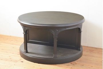 中古　店舗什器におすすめ!高級感の漂うアパレル展示台(飾り棚、陳列棚、ラウンドテーブル)(R-053224)