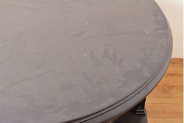 中古　店舗什器におすすめ!高級感の漂うアパレル展示台(飾り棚、陳列棚、ラウンドテーブル)(R-053224)