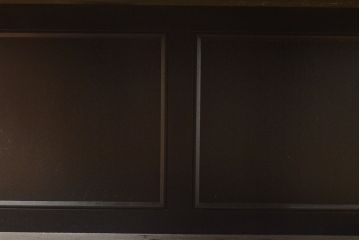 中古　店舗什器におすすめ!高級感の漂うアパレル展示台(飾り棚、陳列棚、ラウンドテーブル)(R-053224)