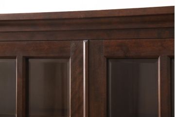 中古　北海道民芸家具　脚(台輪)付きリメイク　落ち着きのある色合いとクラシカルな佇まいが魅力のサイドキャビネット(収納棚、飾り棚、戸棚、本箱、ブックケース)(R-053242)