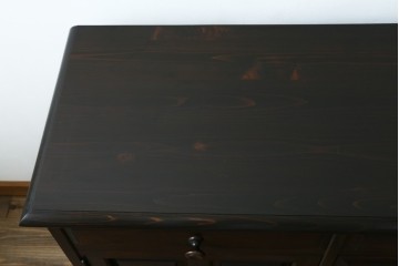 中古　北海道民芸家具　落ち着いた空間づくりにおすすめのサイドボード　(R-053243)