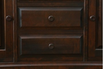 中古　北海道民芸家具　落ち着いた空間づくりにおすすめのサイドボード　(R-053243)