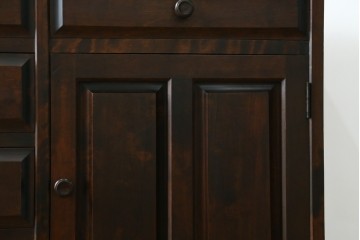 中古　北海道民芸家具　落ち着いた空間づくりにおすすめのサイドボード　(R-053243)
