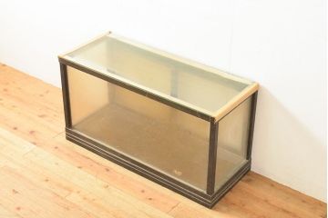 和製アンティーク　ケヤキ材　シンプルなデザインの卓上ガラスケース(ショーケース)(R-053261)