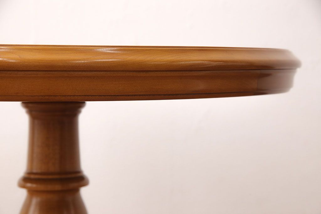 Daniel/横浜ダニエル Leona/レオナ 特注 ラウンドサイドテーブル Daniel/横浜ダニエル Leona/レオナ 特注 ラウンドサイドテーブル