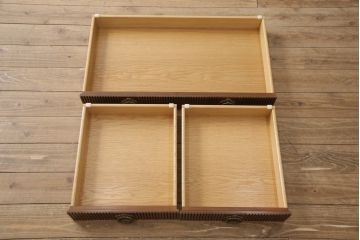 中古美品　DREXEL HERITAGE(ドレクセルヘリテイジ)　Cameo Classics(キャメオクラシックス)　ワンランク上の気品漂う雰囲気を演出するクリデンザ(クレデンザ、サイドボード、収納棚、キャビネット)(定価約115万円)(R-053268)