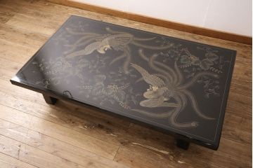 中古　輪島塗　ガラス天板付き　天板前面に描かれた鳳凰のデザインが美しい座卓(ローテーブル、センターテーブル)(R-053278)