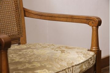 中古　DREXEL HERITAGE(ドレクセルヘリテイジ)のFRANCESCA(フランチェスカ)シリーズ　優美なアームチェア2脚セット(ダイニングチェア、椅子)(定価約44万円・2脚)(R-053279)