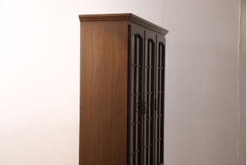 中古　美品　カリモク家具(karimoku)　コロニアルシリーズ　大人の落ち着いた空間を演出する書棚(ブックケース、本棚、戸棚、キャビネット、収納棚)(定価約30万円)(R-053282)