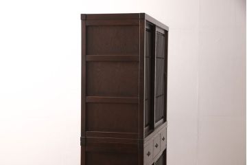 中古　美品　北海道旭川家具　和光　落ち着いた色合いと格子がモダンな雰囲気を醸し出す水屋箪笥(水屋たんす、食器棚、収納棚、キャビネット)(定価約41万円)(R-053283)