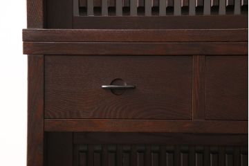 中古　美品　北海道旭川家具　和光　落ち着いた色合いと格子がモダンな雰囲気を醸し出す水屋箪笥(水屋たんす、食器棚、収納棚、キャビネット)(定価約41万円)(R-053283)