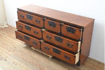 中古　岩谷堂箪笥　くっきりとした杢目が存在感を際立たせるサイドボード(チェスト、和たんす、整理箪笥、収納タンス)(R-053287)