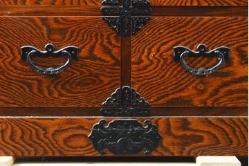 中古　岩谷堂箪笥　くっきりとした杢目が存在感を際立たせるサイドボード(チェスト、和たんす、整理箪笥、収納タンス)(R-053287)