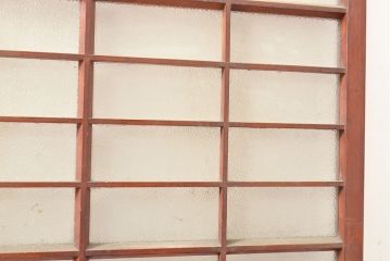 アンティーク建具　シンプルなデザインとダイヤガラスが魅力の引き戸1枚(ガラス戸、建具)(R-053292)