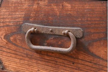 和製アンティーク　前面ケヤキ材　和の趣溢れる佇まいが目を引く框組みの時代箪笥(引き出し、チェスト、和たんす)(R-053297)