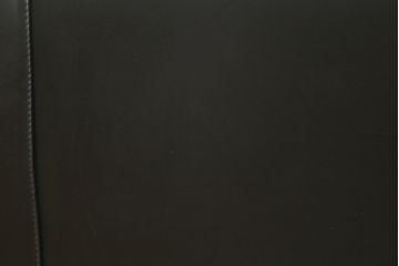 中古　GUCCI(グッチ)　本革　バラのデザインがエレガントな雰囲気を高める2人掛けレザーソファ(フォルミタリア製、二人掛け、2P)(定価約140万円)(R-053299)