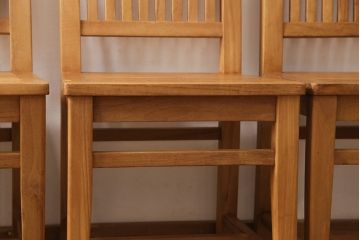 中古　 old maison(オールドメゾン)　チーク材　ナチュラルテイストの空間づくりにおすすめのチェア4脚セット(板座チェア、椅子)(R-053304)